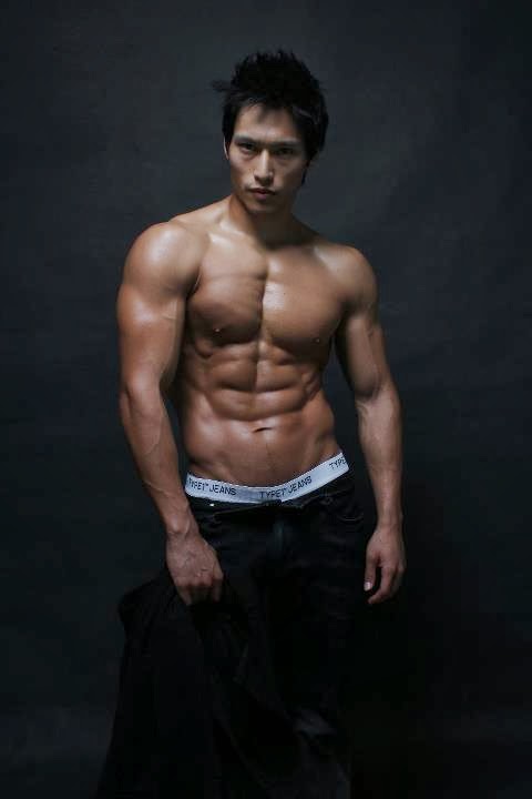 Beom Ho Youn Korean Fitness Model Asian Muscle 1